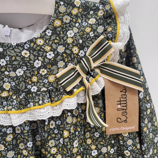 Vestido estampado de flores verde y amarillo de Lolittos